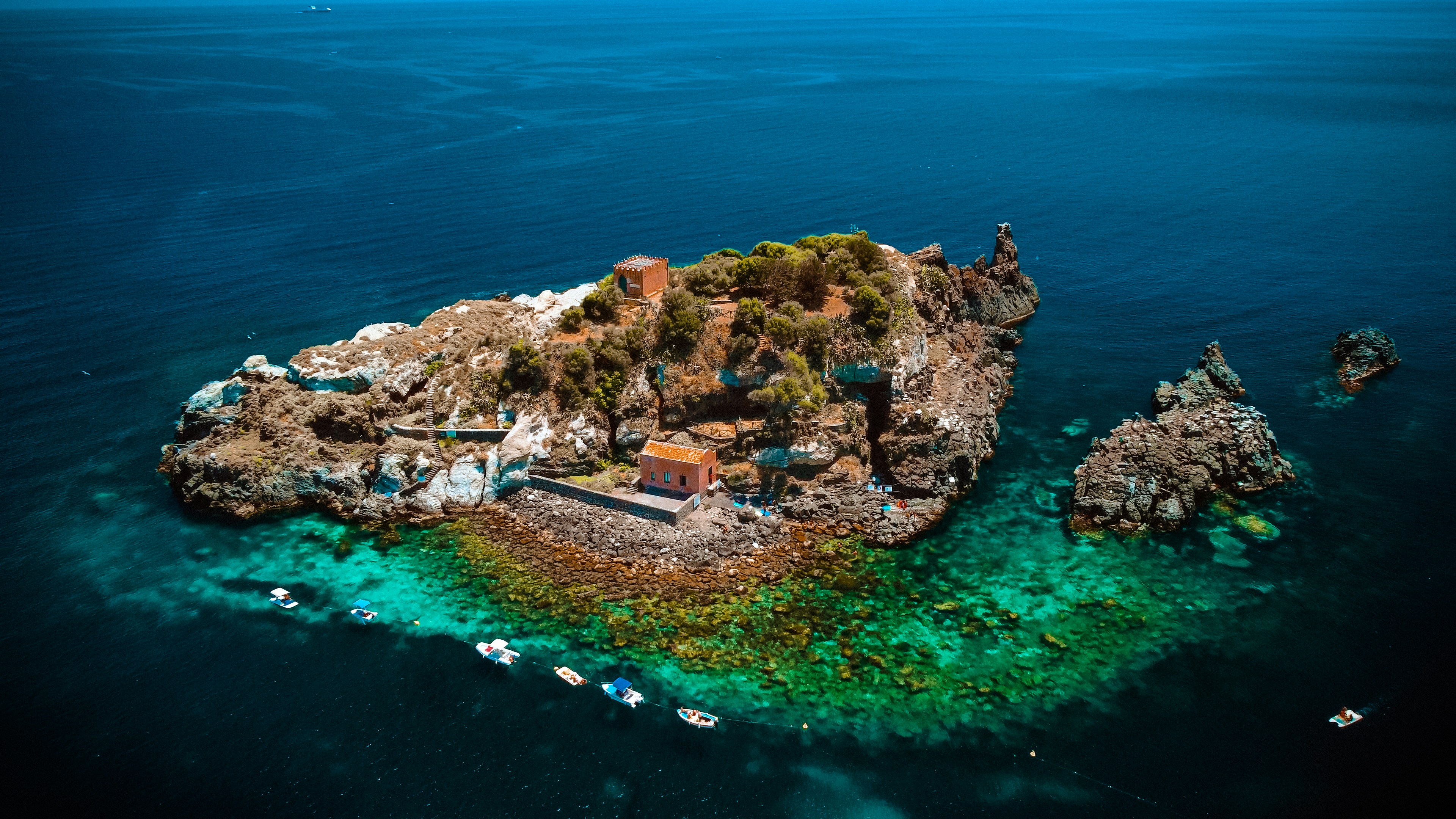 Sicilia landscape with Etna